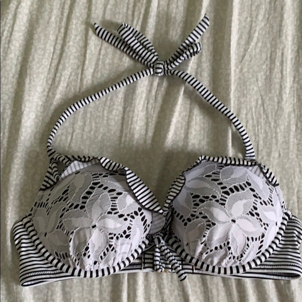 Victoria’s Secret Bathing Suit Swim Bikini Top